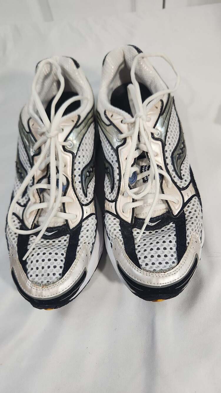 Shop Saucony Progrid Triumph 4 S70704-3 White